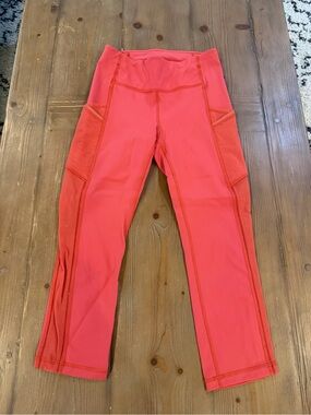 lululemon athletica Coral Pink Crop Leggings with Side Pockets